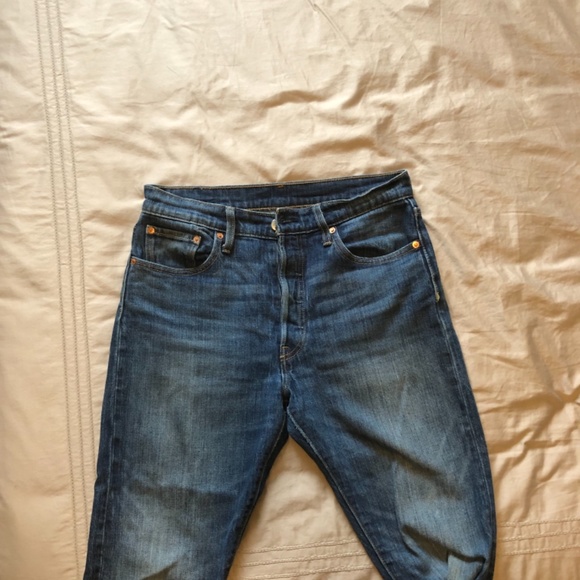 Women’s Levi’s 501 - Picture 2 of 4